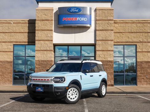 New 2025 Ford Bronco Sport Heritage w/ Convenience Package AWD/4WD image 2
