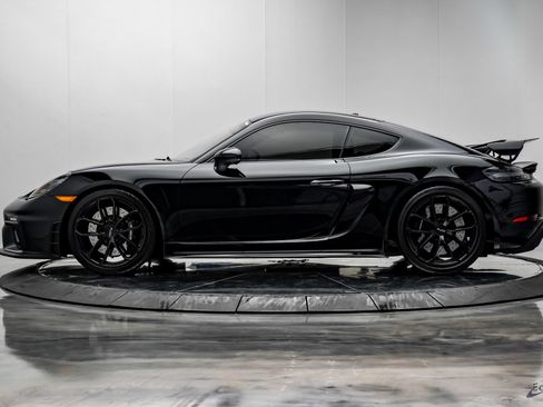 Used 2021 Porsche 718 Cayman GT4 RWD image 7