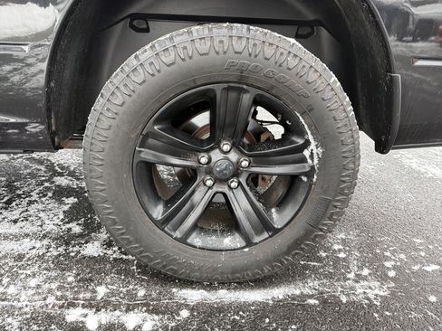 Used 2016 RAM 1500 Sport w/ Black Ram 1500 Sport Group image 34