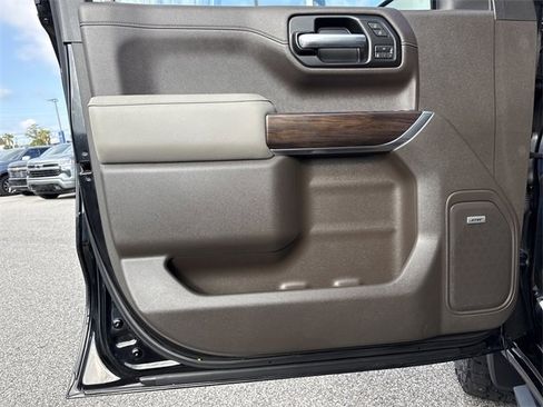 Used 2019 GMC Sierra 1500 SLT w/ SLT Premium Plus Package image 33