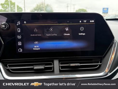 Used 2025 Chevrolet Trax RS w/ Sunroof Package FWD image 25