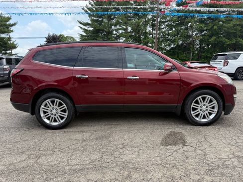 Used 2015 Chevrolet Traverse LT w/ Style and Technology Package AWD/4WD image 5