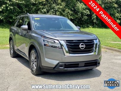 Used 2024 Nissan Pathfinder SV