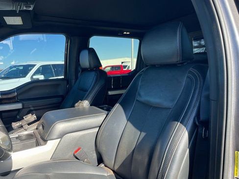 Used 2022 Ford F250 Lariat w/ Lariat Value Package image 9