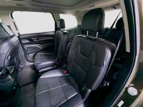 Used 2024 Kia Telluride SX FWD image 29