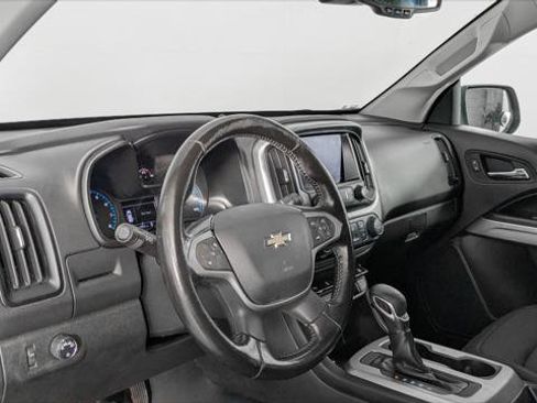 Used 2022 Chevrolet Colorado LT w/ Fleet Safety Package image 21