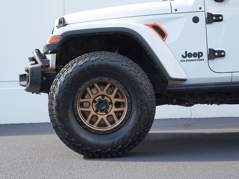 Used 2021 Jeep Gladiator Overland w/ Popular Equipment Package AWD/4WD image 11