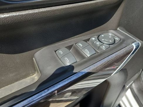 Used 2020 Chevrolet Silverado 2500 LTZ w/ LTZ Premium Package AWD/4WD image 23
