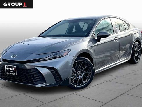New 2026 Toyota Camry SE image 1