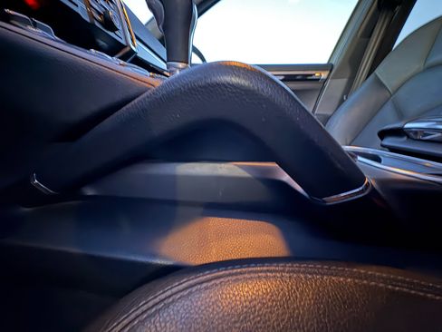 Used 2013 Porsche Cayenne S image 27