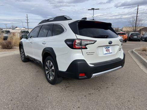 Used 2025 Subaru Outback Touring w/ Popular Package #2 image 12