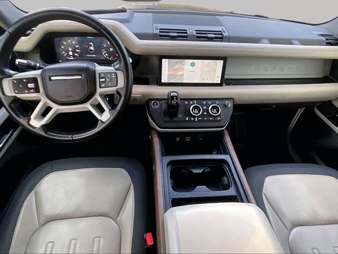 Used 2022 Land Rover Defender 110 X-Dynamic HSE AWD/4WD image 16