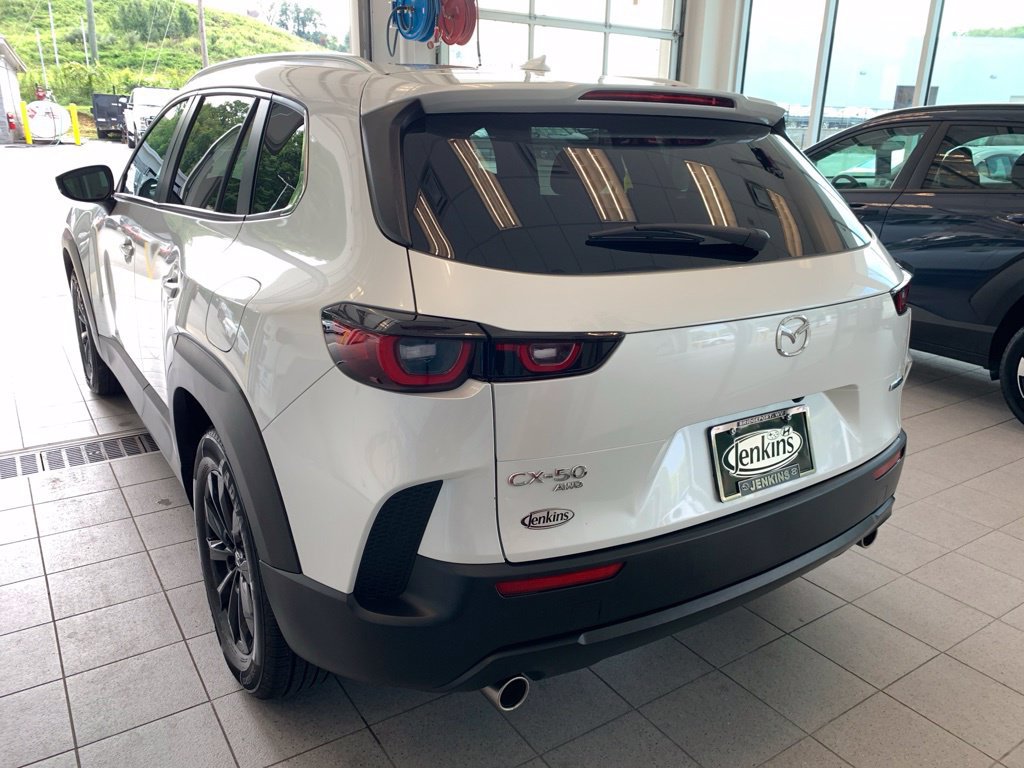 Used 2025 MAZDA CX-50 AWD 2.5 S w/ Premium Package image 14