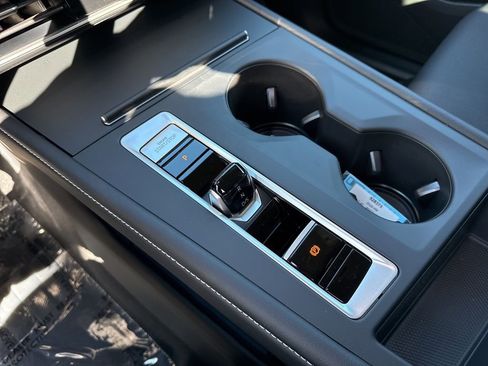 New 2026 Volkswagen Atlas SE image 21