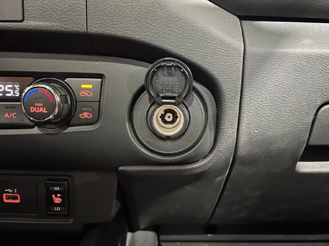 Used 2022 Nissan Frontier PRO-4X AWD/4WD image 34