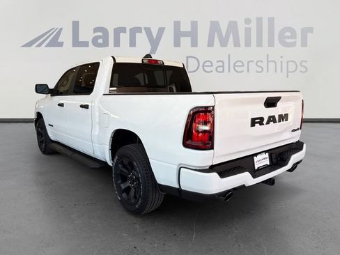 New 2026 RAM 1500 Express AWD/4WD image 3