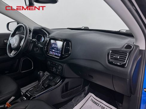 Used 2019 Jeep Compass Limited AWD/4WD image 34