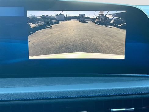 Used 2024 Cadillac XT4 Sport image 14