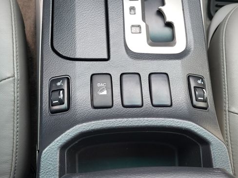 Used 2008 Toyota 4Runner Limited image 26