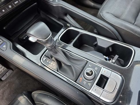 Used 2024 Kia Telluride SX Prestige AWD/4WD image 13