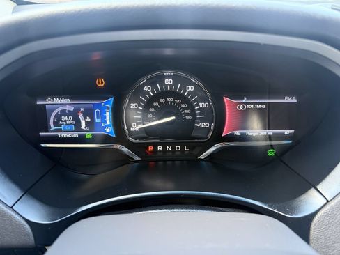 Used 2017 Lincoln MKZ Premiere FWD image 15