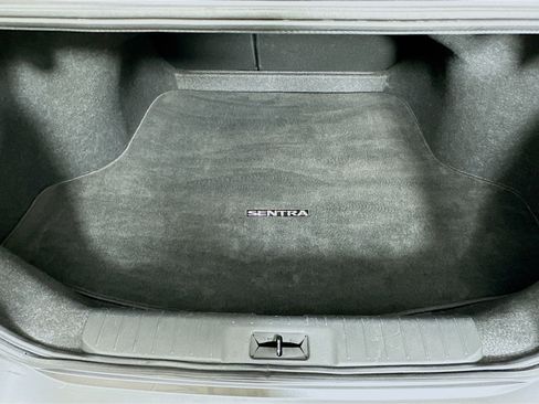 Used 2024 Nissan Sentra SV image 27