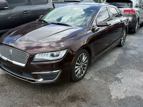 Used 2019 Lincoln MKZ Premiere image 3