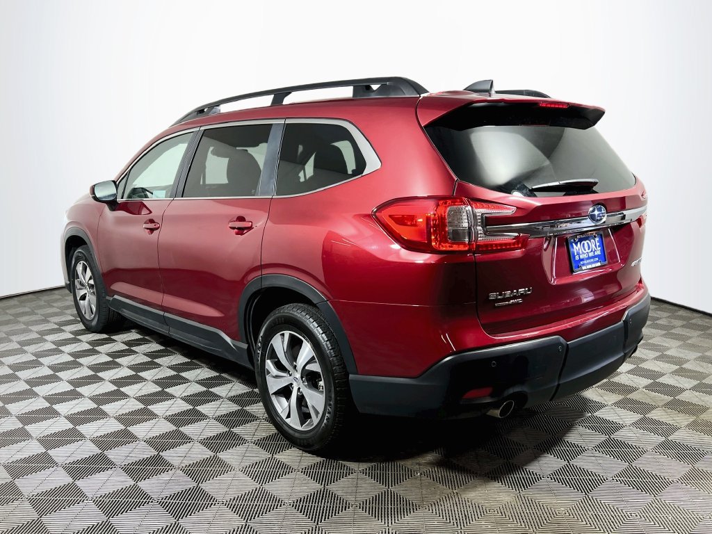 Used 2025 Subaru Ascent Premium AWD/4WD image 5