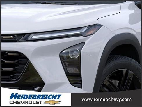 New 2025 Chevrolet Trax ACTIV w/ Sunroof Package image 11