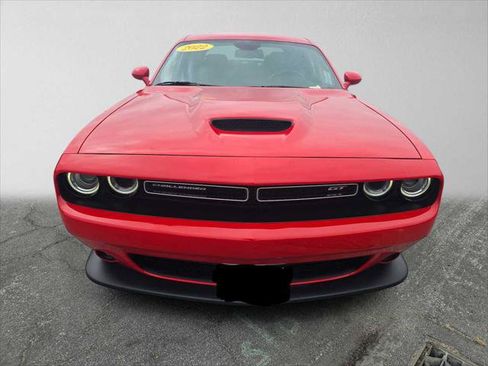 Used 2022 Dodge Challenger GT RWD image 8