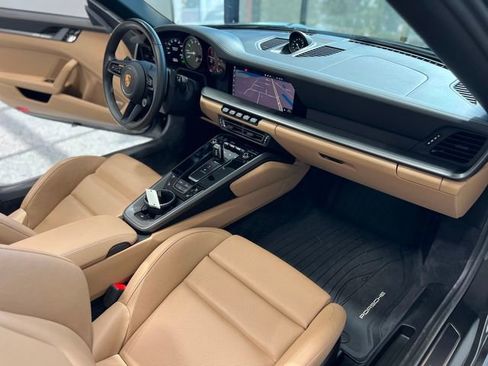 Used 2020 Porsche 911 Carrera S RWD image 19