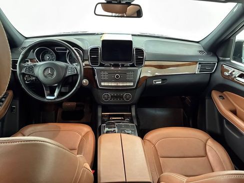 Used 2018 Mercedes-Benz GLS 550 4MATIC image 20
