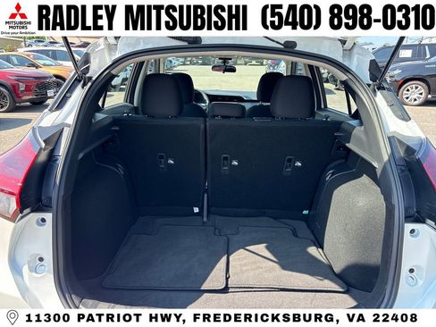 Used 2023 Nissan Kicks SV FWD image 14
