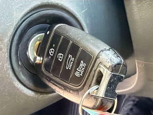 Used 2021 Hyundai Sonata SE image 32