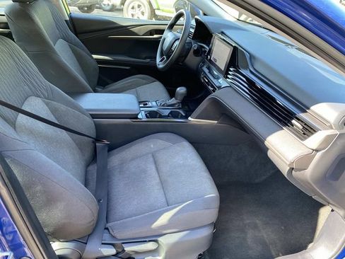 Used 2025 Toyota Camry LE FWD image 20
