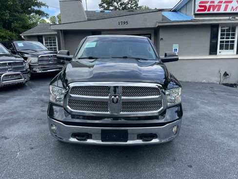 Used 2018 RAM 1500 SLT AWD/4WD image 3