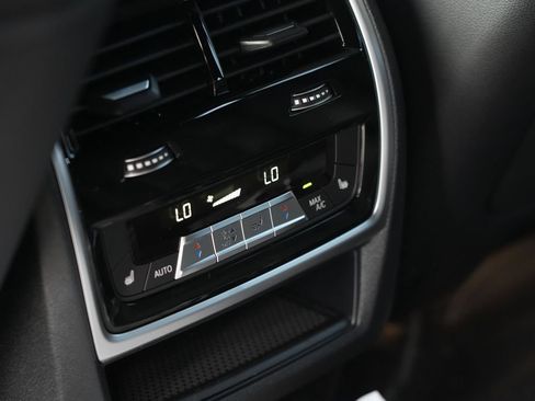 New 2027 BMW X6 M60i AWD/4WD image 16