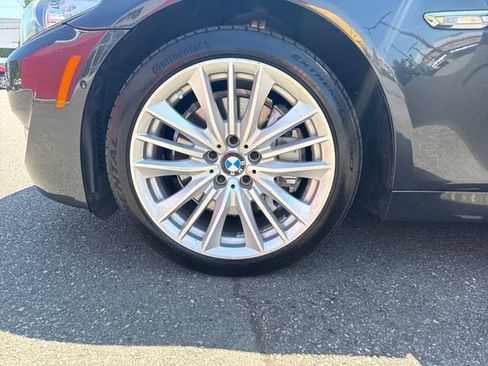 Used 2011 BMW 550i Sedan RWD image 28