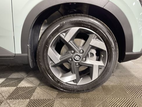 Used 2026 Hyundai Venue SEL image 7