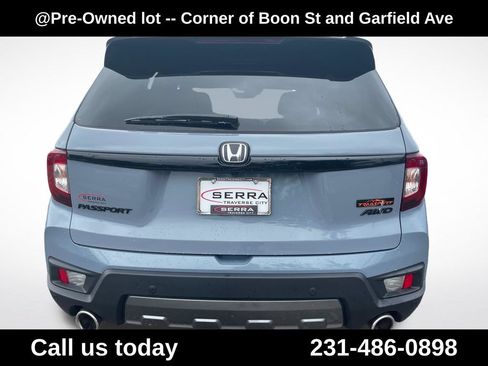 Used 2025 Honda Passport TrailSport image 11