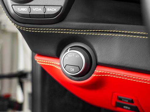 Used 2018 Ferrari 488 Spider RWD image 22