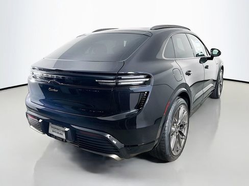 New 2026 Porsche Macan Turbo Electric AWD/4WD image 9