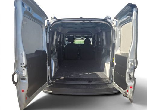 Used 2019 RAM ProMaster City Tradesman FWD image 5