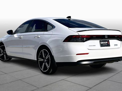 Used 2023 Honda Accord Sport image 12