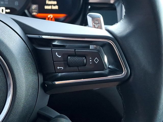 Certified 2024 Porsche Macan S AWD/4WD image 26
