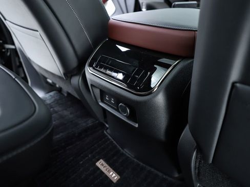 New 2026 INFINITI QX80 Autograph AWD/4WD image 39