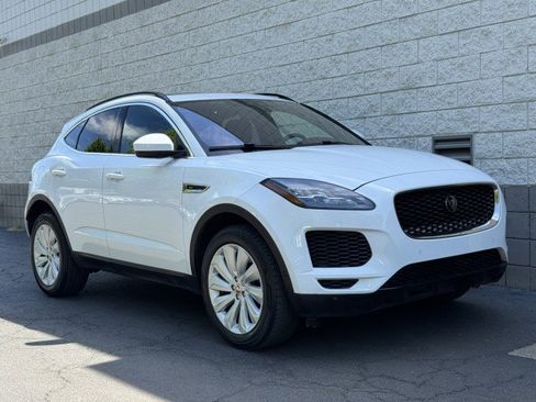 Used 2018 Jaguar E-PACE SE AWD/4WD image 4