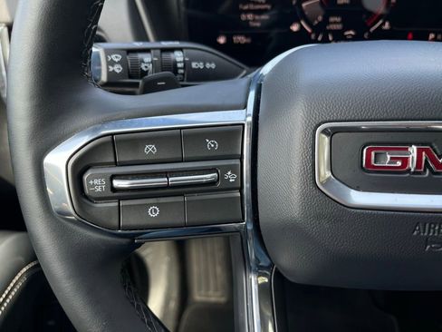 Used 2026 GMC Terrain Elevation w/ Elevation Premium Package FWD image 17