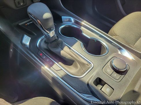 Certified 2023 Chevrolet Traverse LT w/ LPO, Floor Liner Package image 18