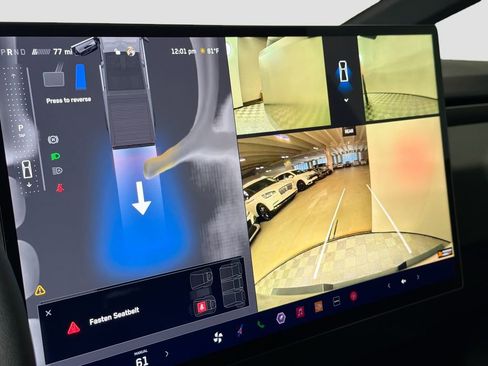 Used 2025 Tesla Cybertruck AWD Crew Cab image 13